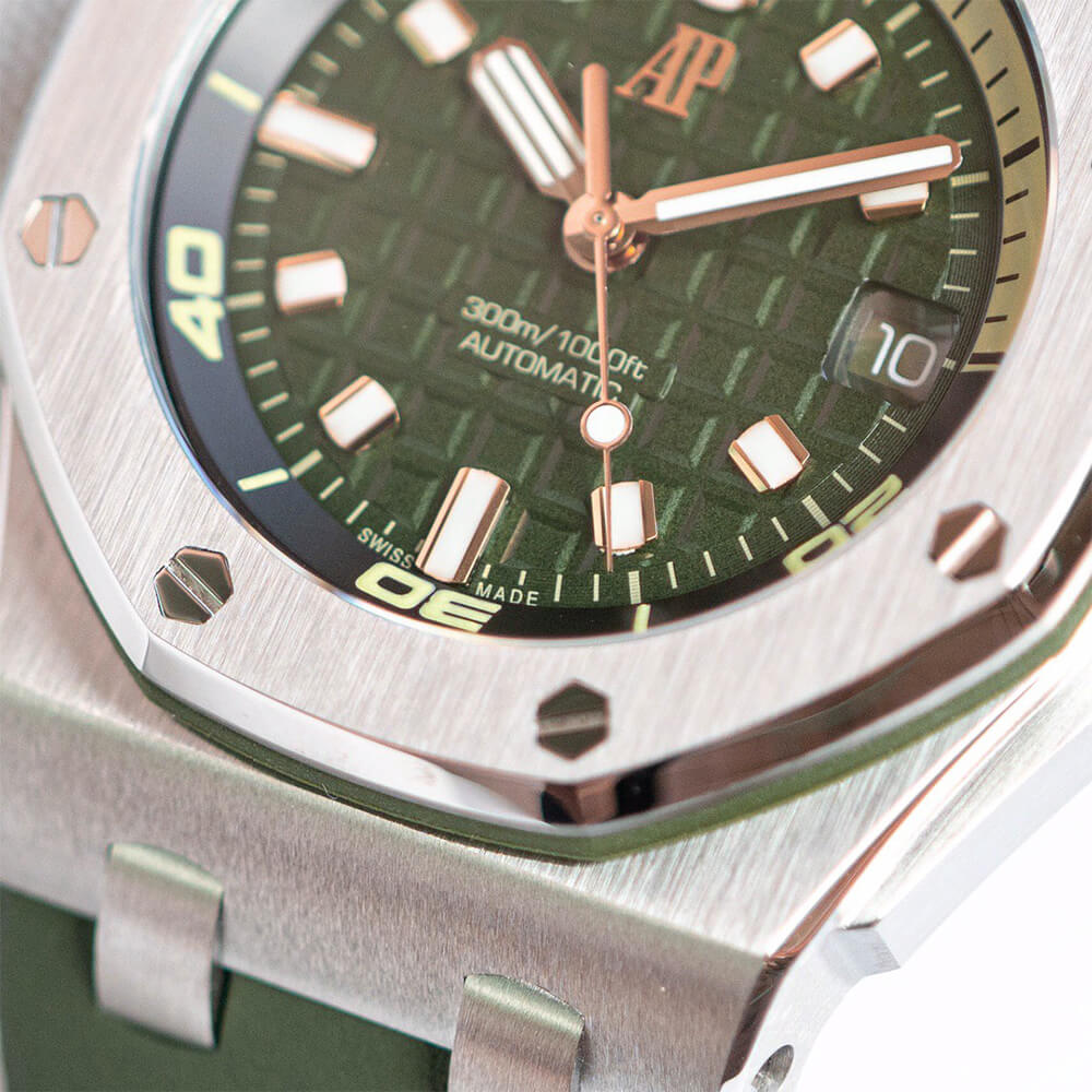 Audemars P1g*et Royal Oak 15720