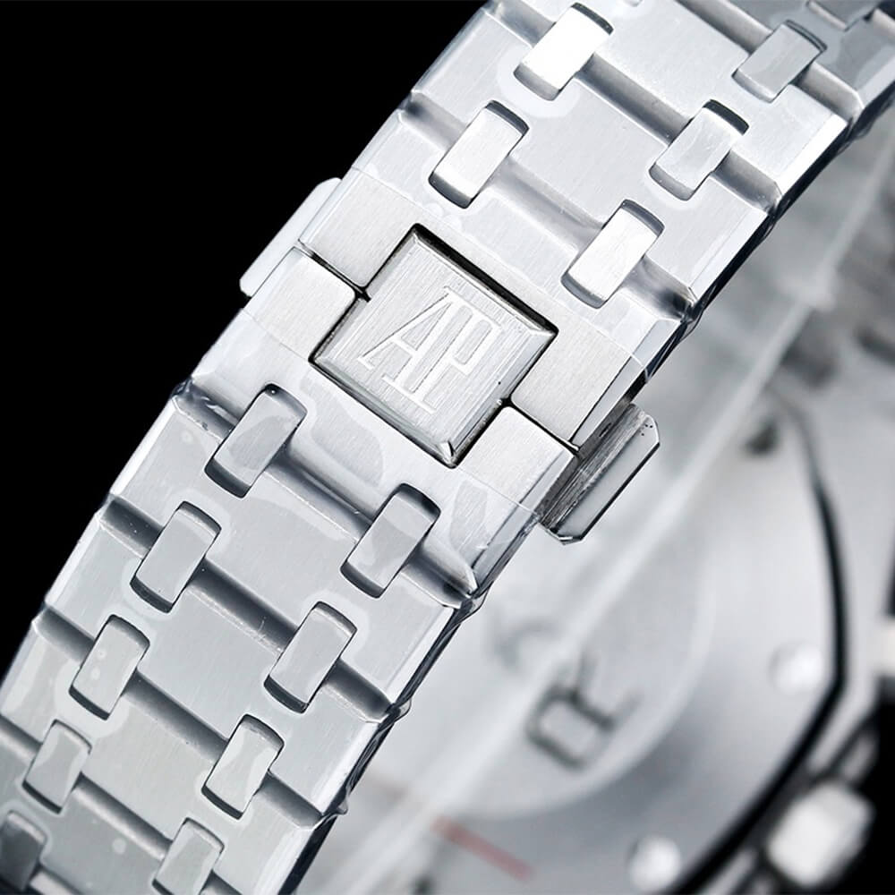 Audemars P1g*et Royal Oak 26240ST