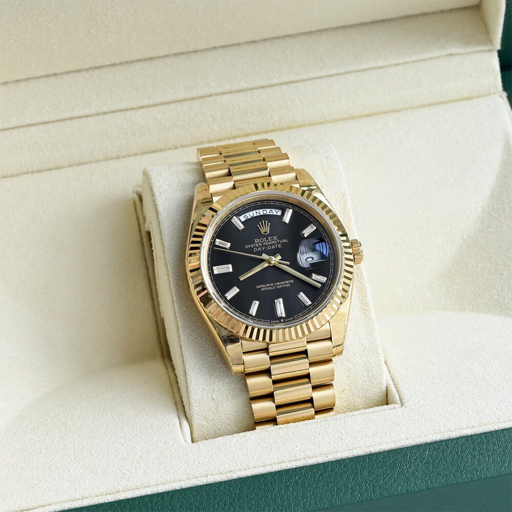 R01ex Day-Date 40