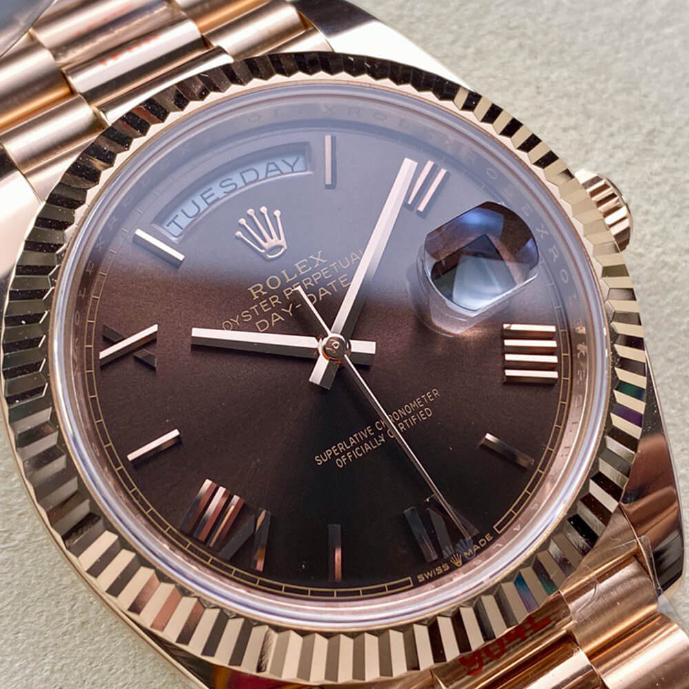 R01ex Day-Date 40
