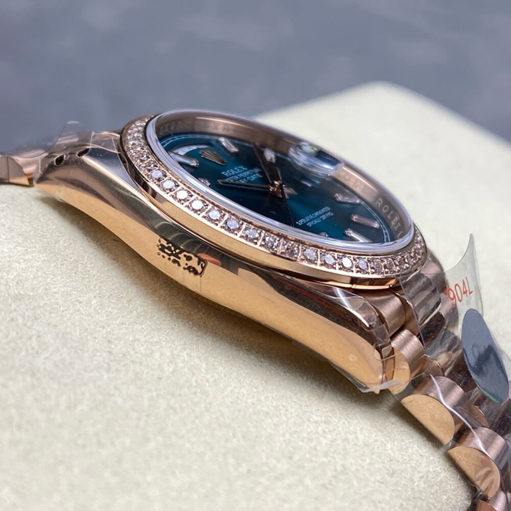 R01ex Day-Date 36
