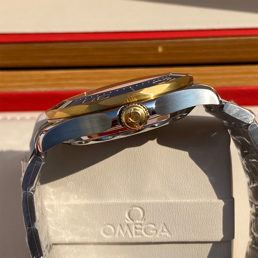 0me*ga Seamaster Diver 300M