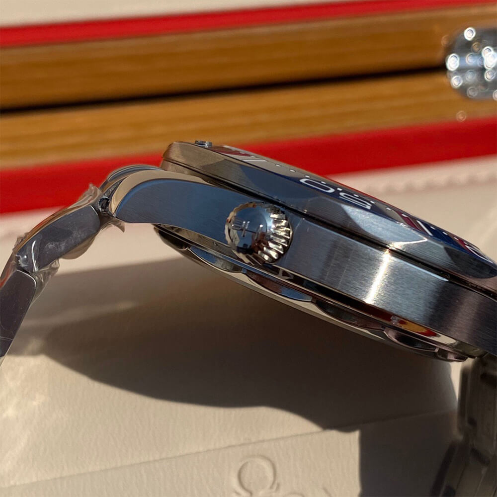 0me*ga Seamaster Diver 300M