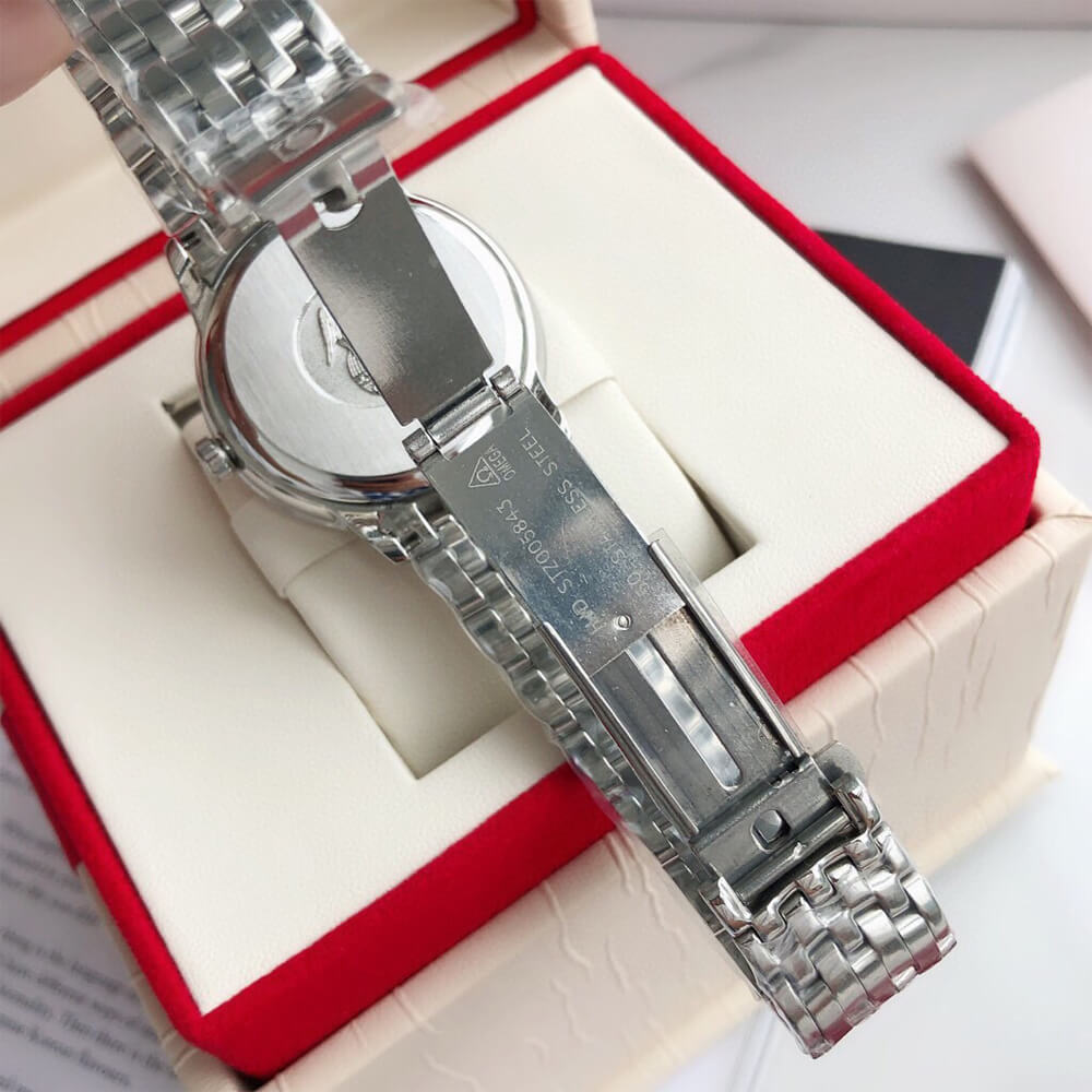 0me*ga Speedmaster