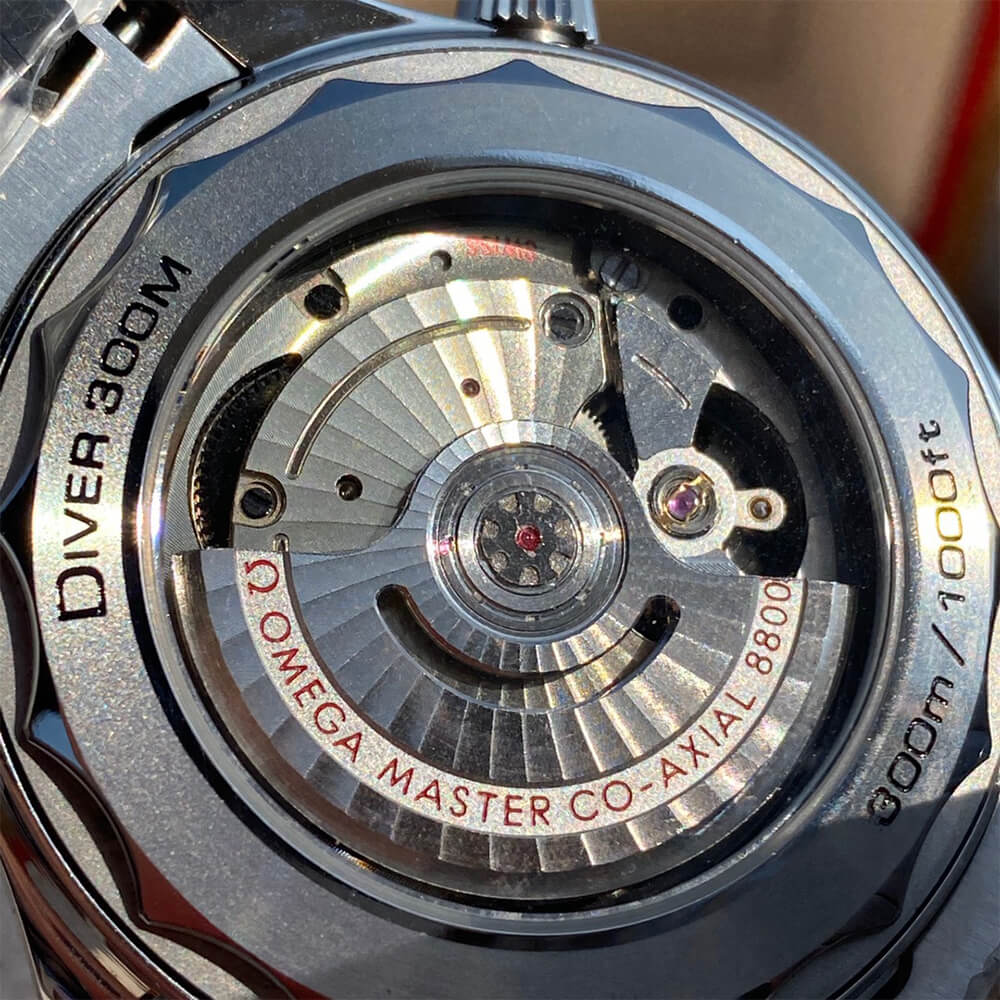 0me*ga Seamaster Diver 300M