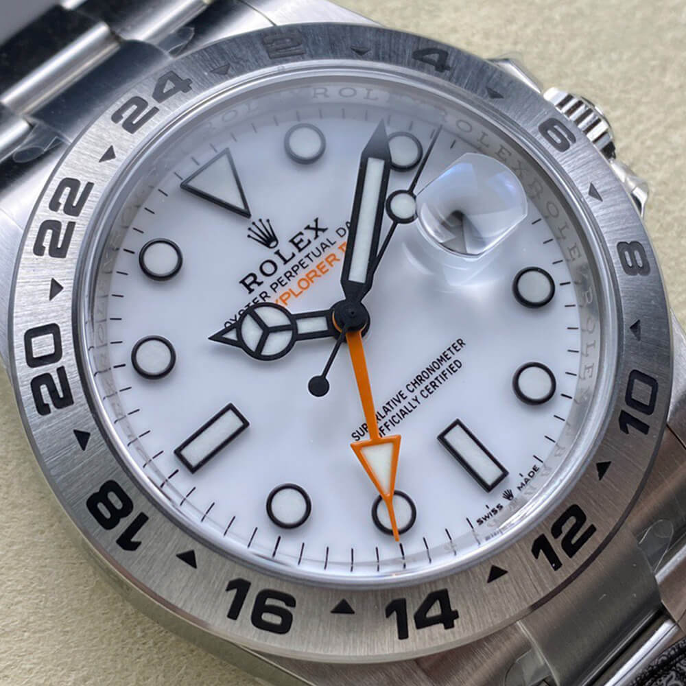 R01ex Explorer II