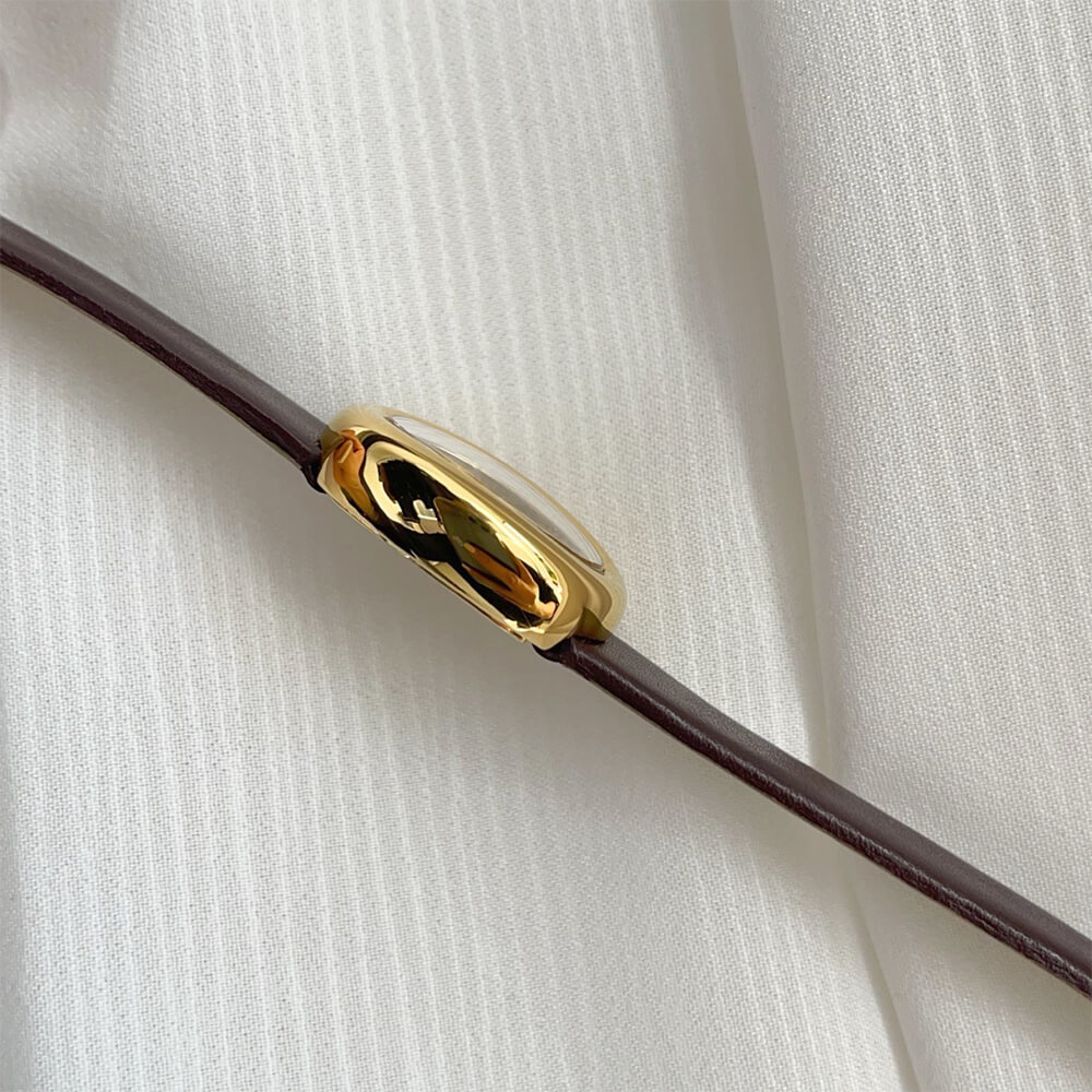 Ca*t1er Baignoire Mini Model Watch