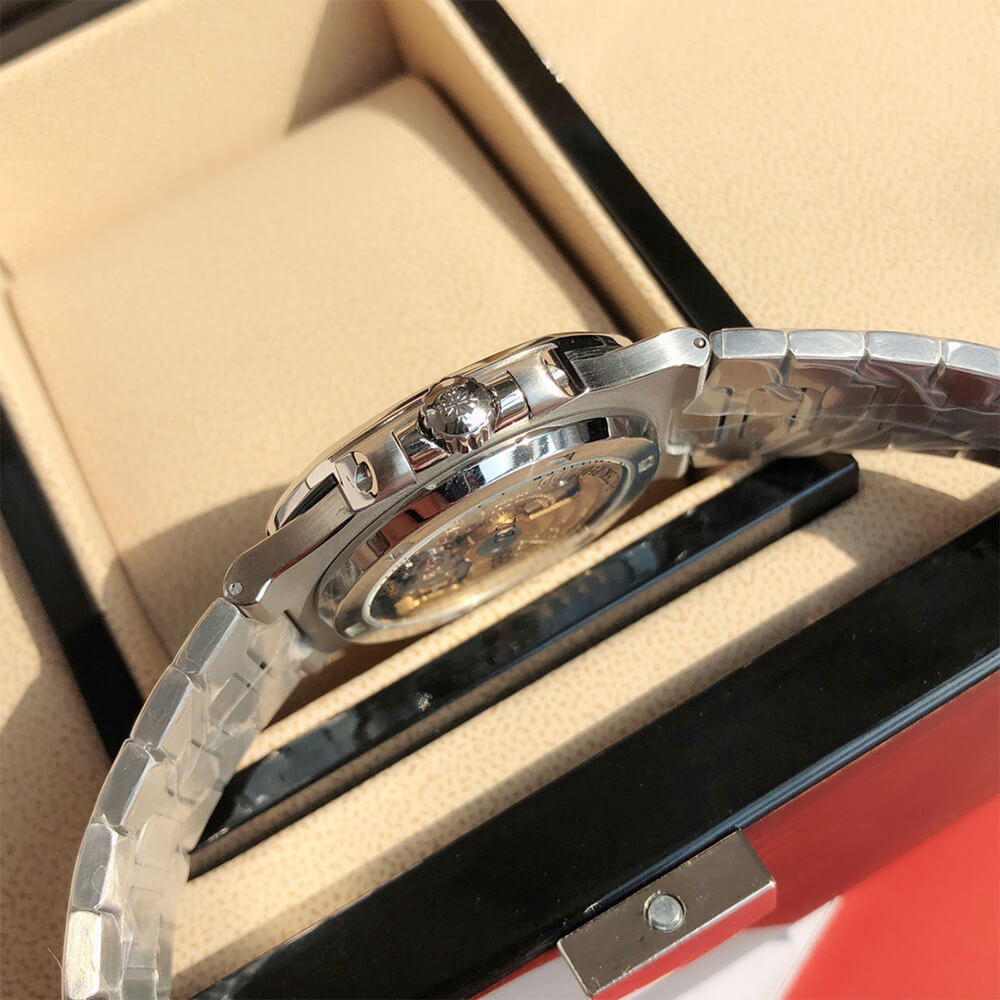 Pat*k Phi1i*pe Nautilus 5711/1A