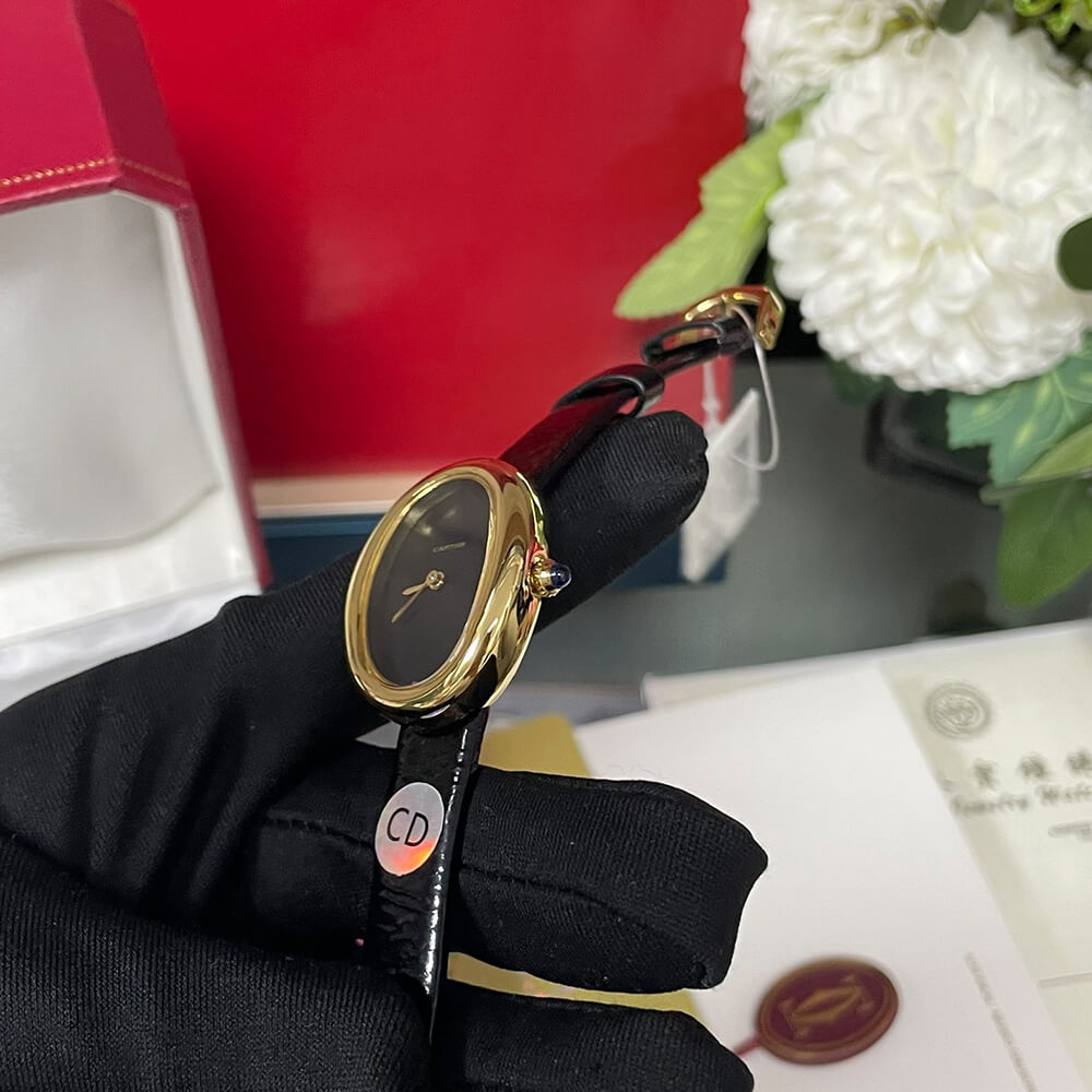 Ca*t1er Baignoire Mini Model Watch