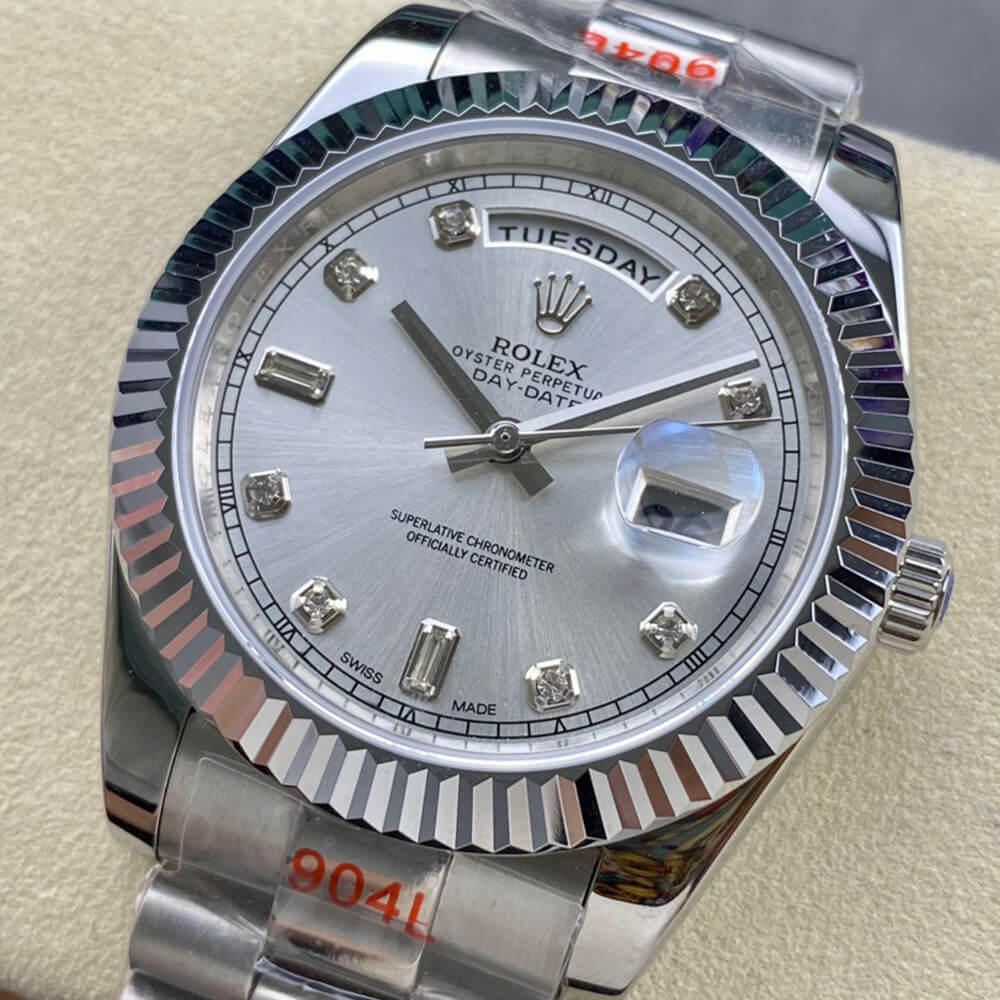 R01ex Day-Date 40