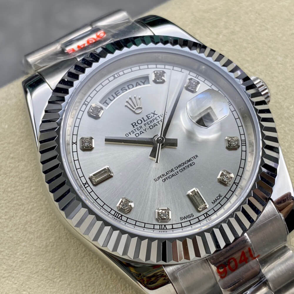 R01ex Day-Date 40