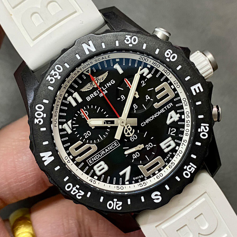 Breitling Endurance Pro 44