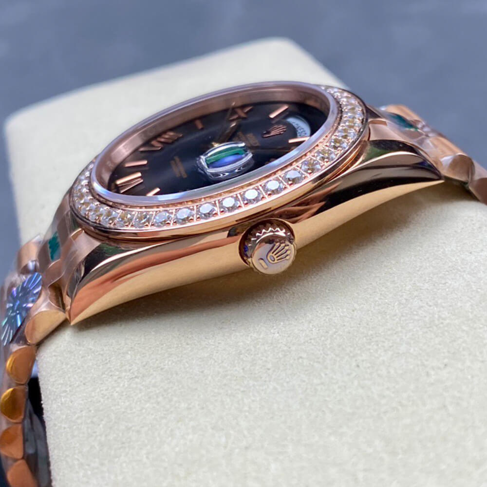 R01ex Day-Date 40