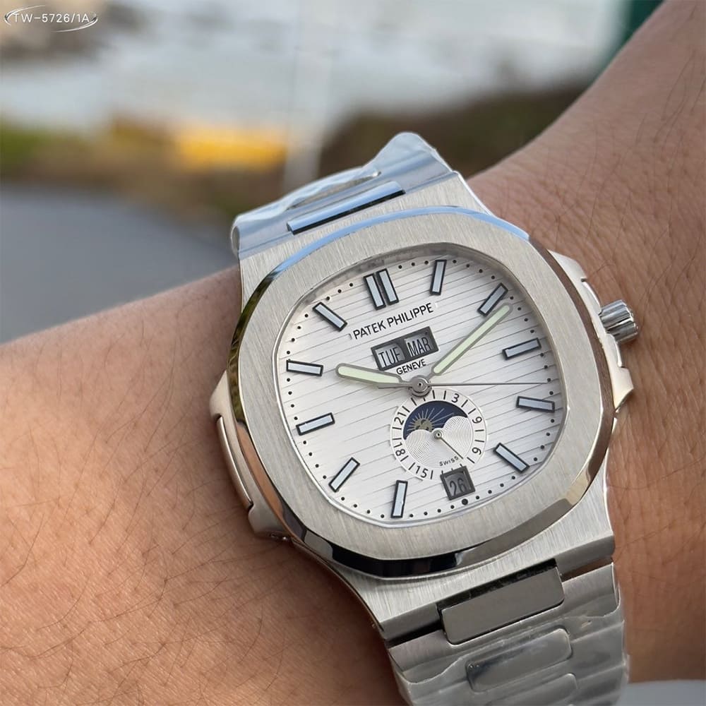Pat*k Phi1i*pe Nautilus 5726
