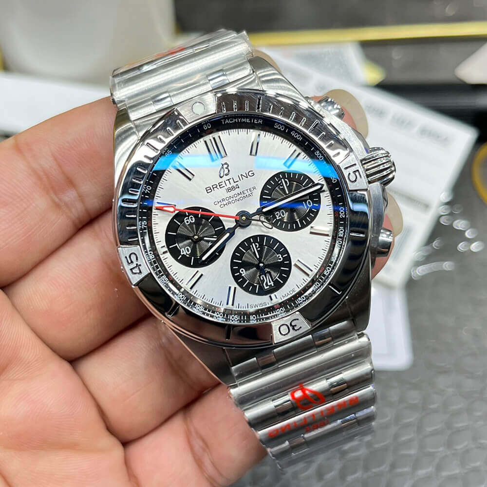 Breitling S*per Chronomat B01 44