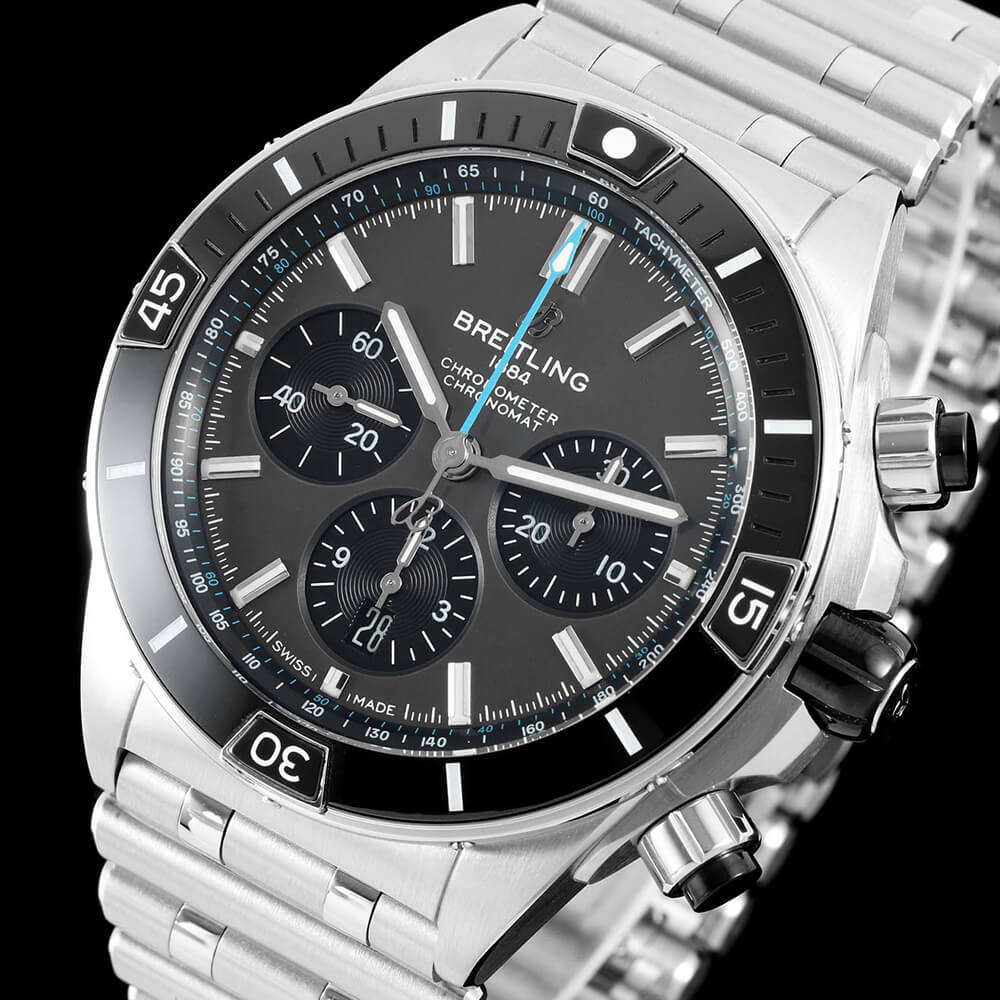Breitling S*per Chronomat B01 44