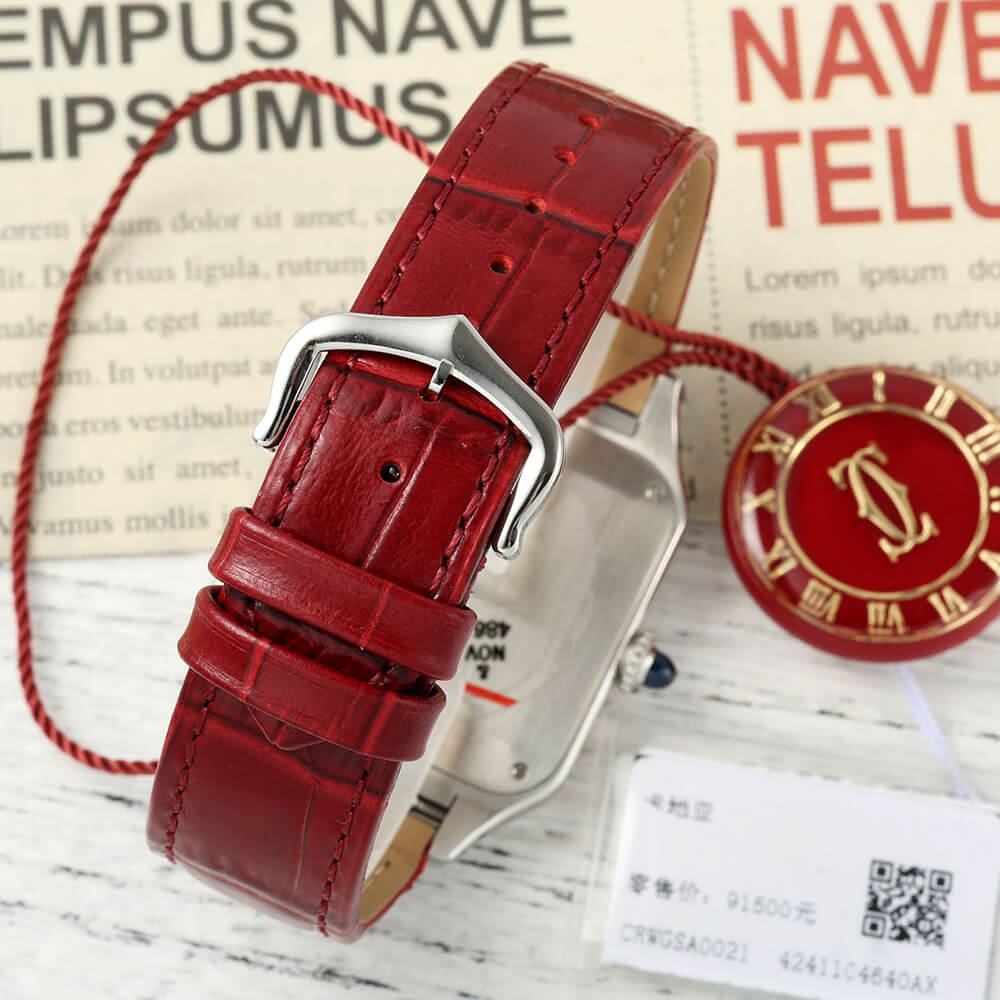 Ca*t1er Small Santos-Dumont watch