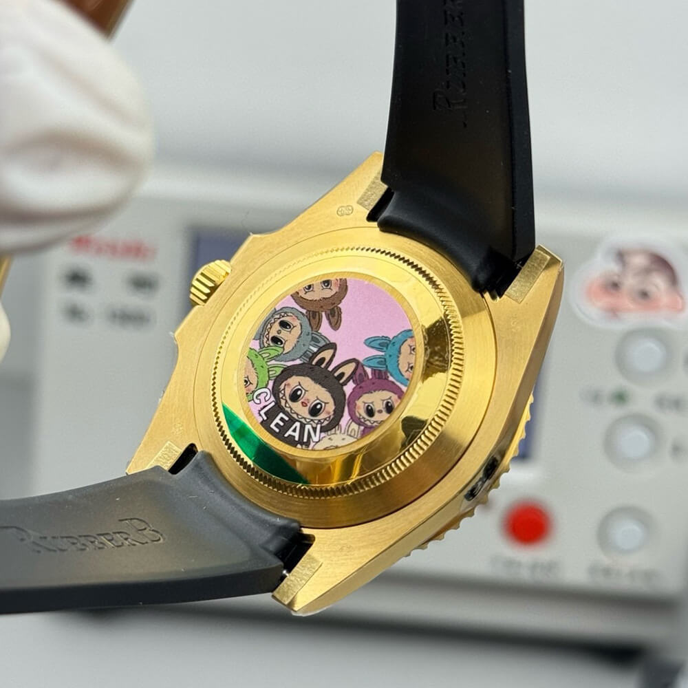 R01ex Submariner Labubu