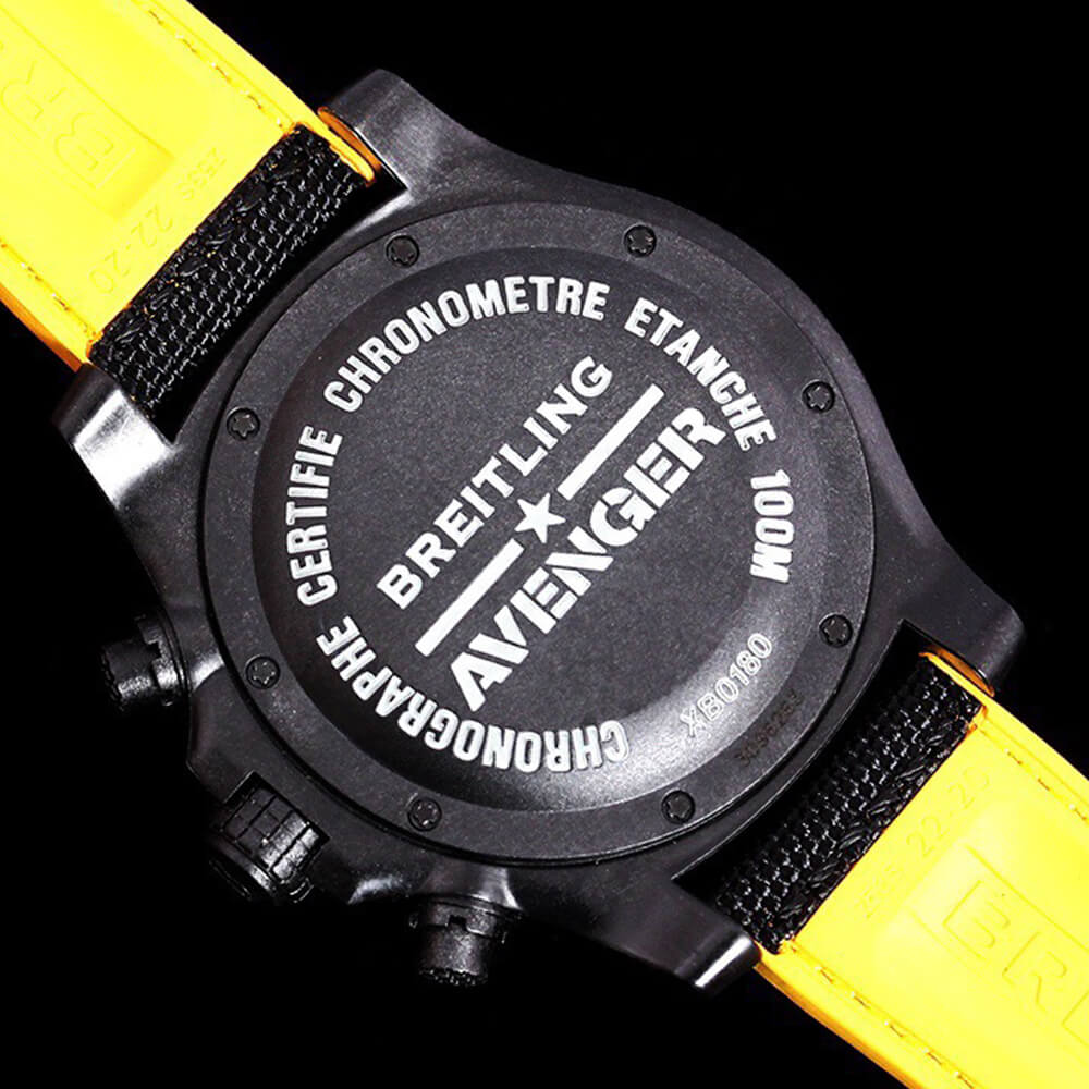 Breitling Avenger 45