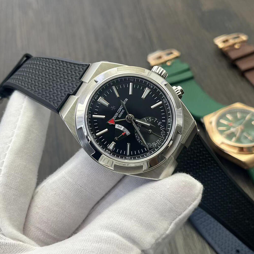 Vacheron C0nstan1n Overseas dual time