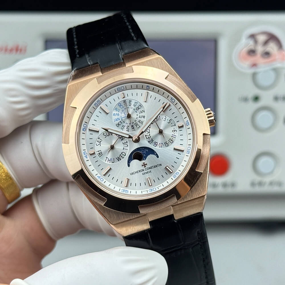 Vacheron C0nstan1n Overseas Chronograph