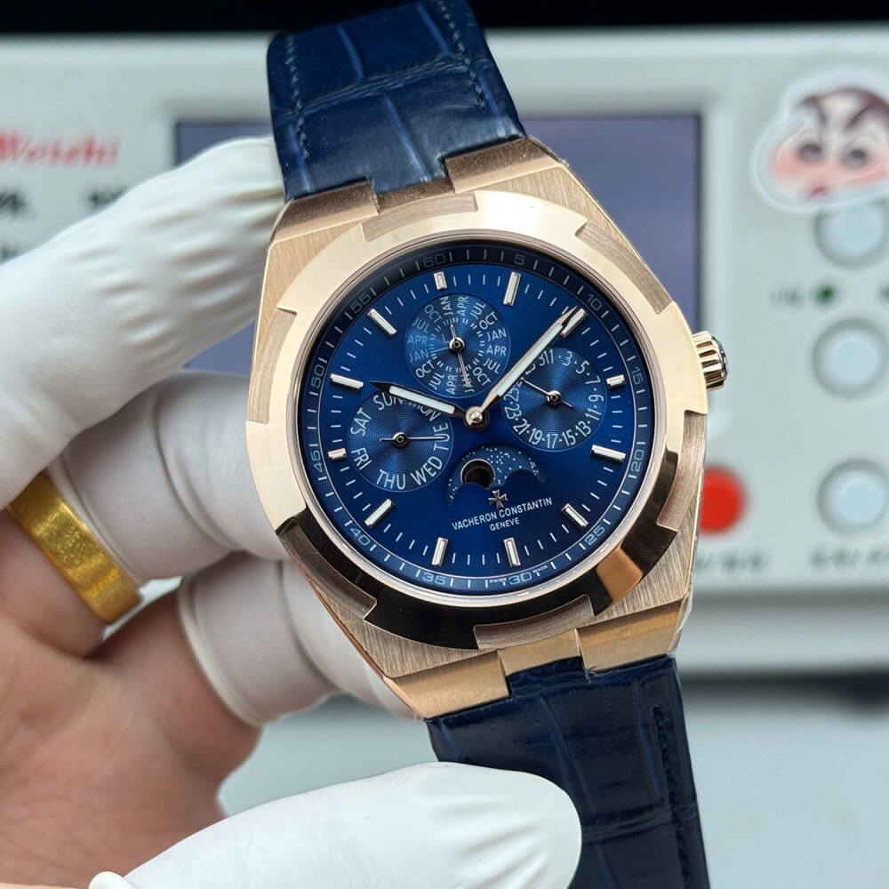 Vacheron C0nstan1n Overseas Chronograph