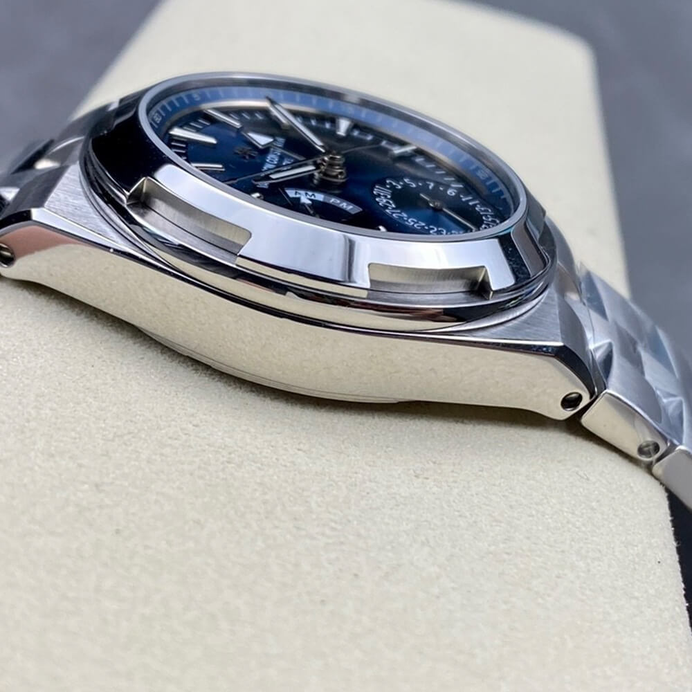 Vacheron C0nstan1n Overseas dual time