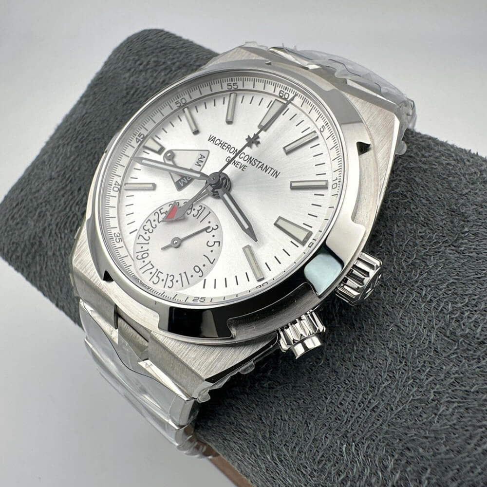 Vacheron C0nstan1n Overseas dual time