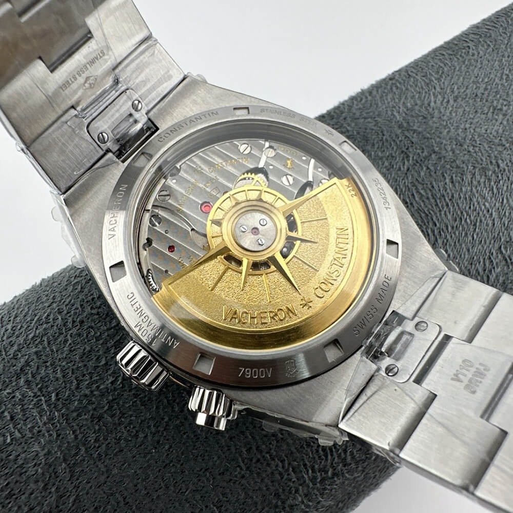 Vacheron C0nstan1n Overseas dual time