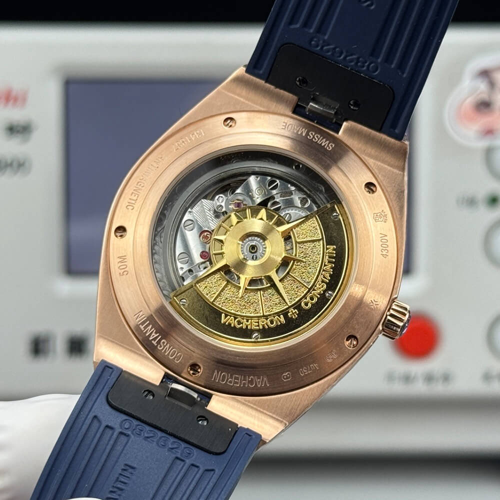 Vacheron C0nstan1n Overseas Chronograph