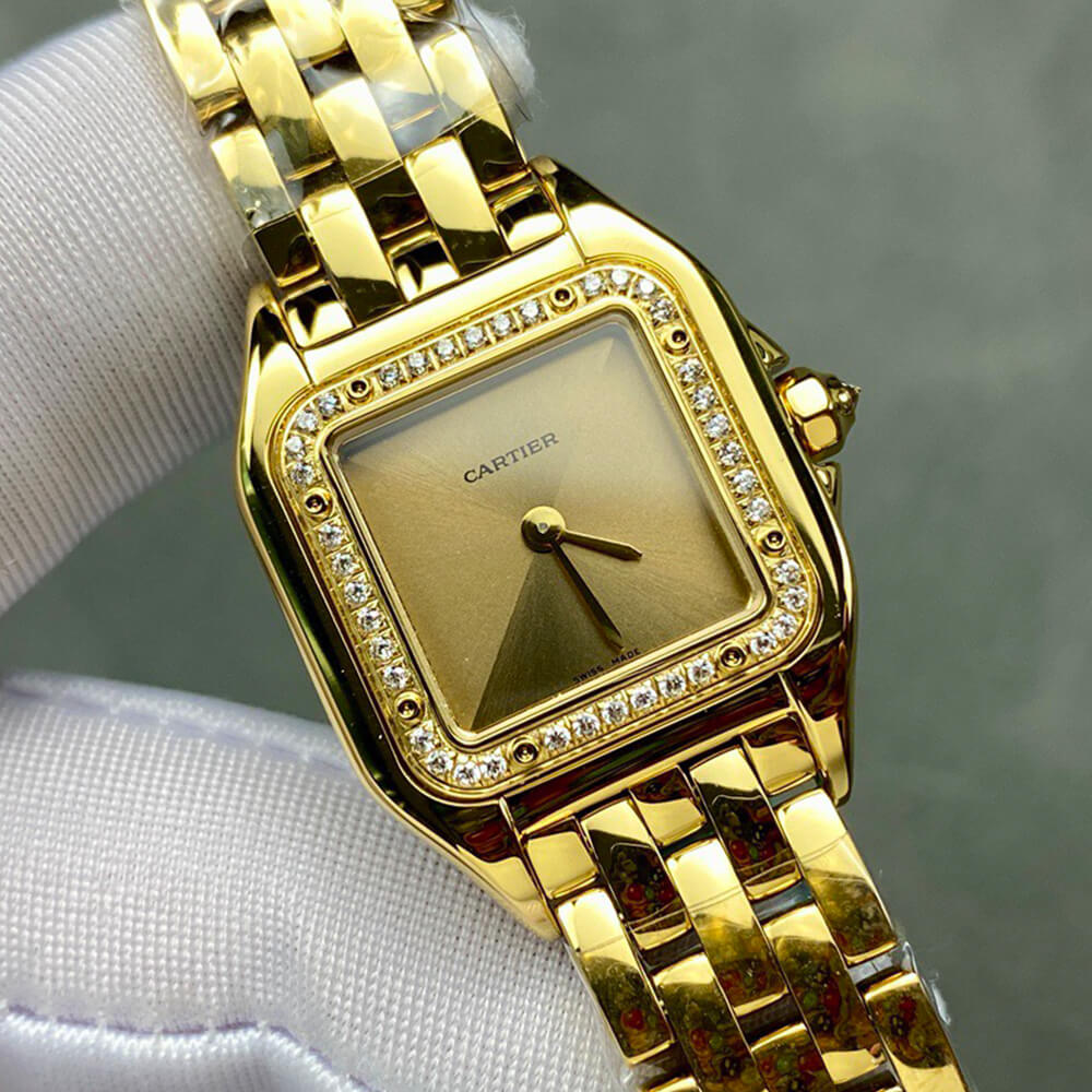 Ca*t1er Small Panthere de Ca*t1er watch