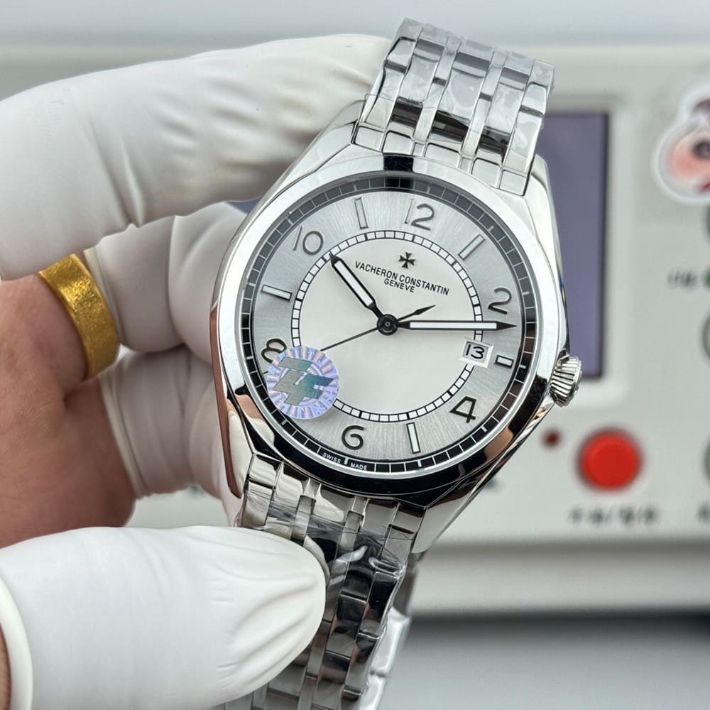 Vacheron C0nstan1n Fiftysix Self-winding