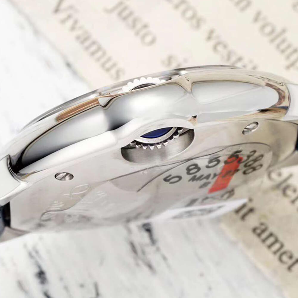 Ca*t1er 28mm Ballon Bleu de Ca*t1er watch