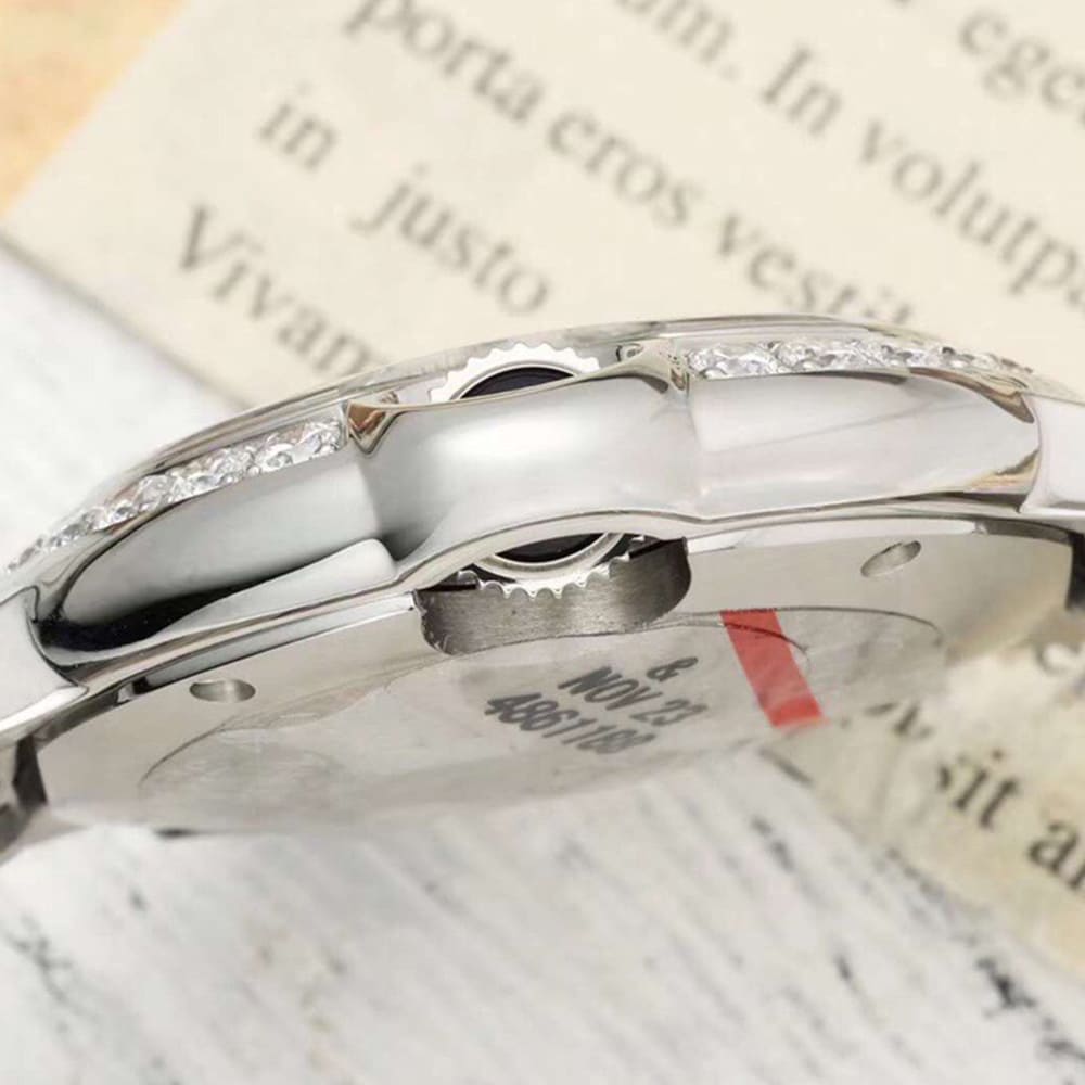 Ca*t1er 28mm Ballon Bleu de Ca*t1er watch