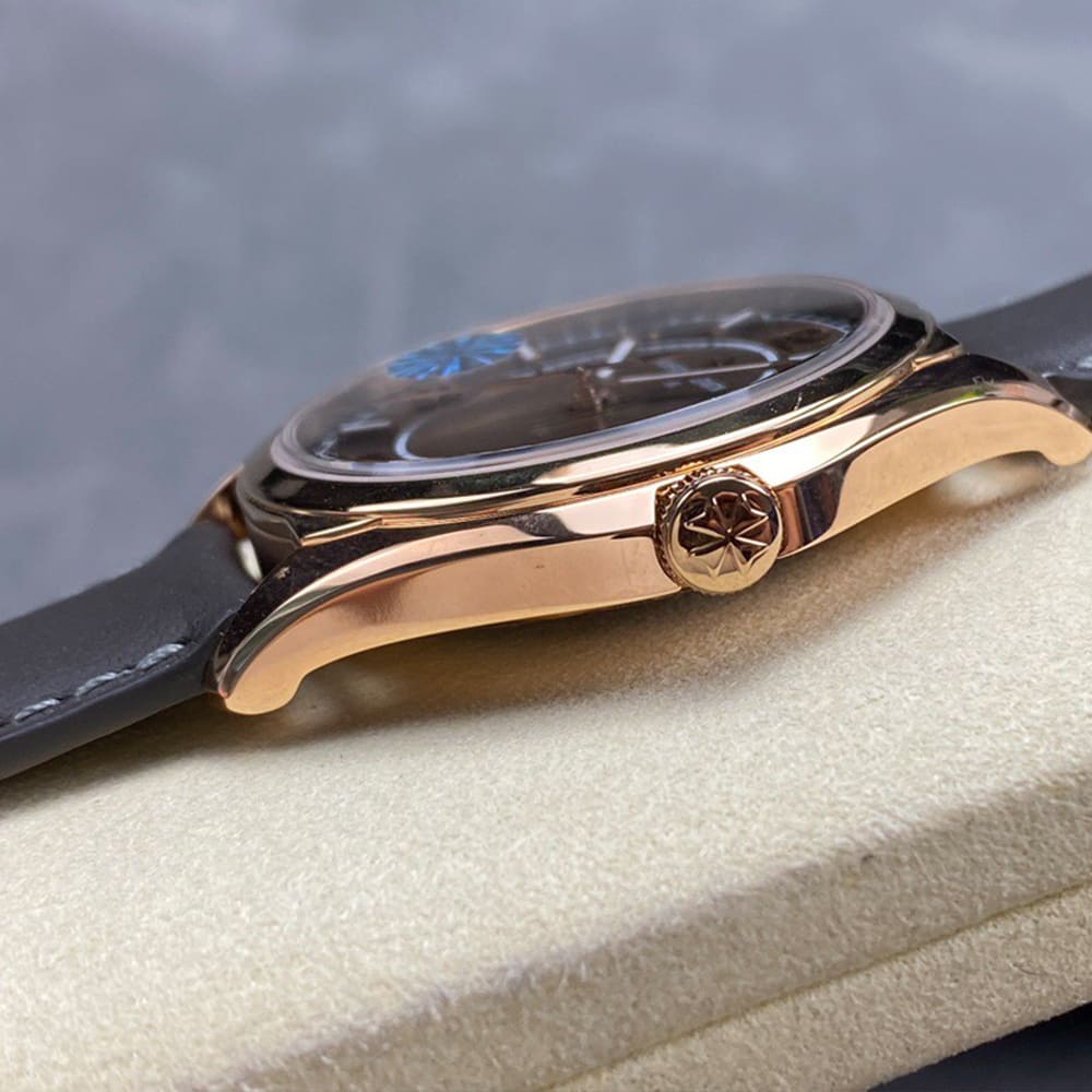 Vacheron C0nstan1n Fiftysix Self-winding