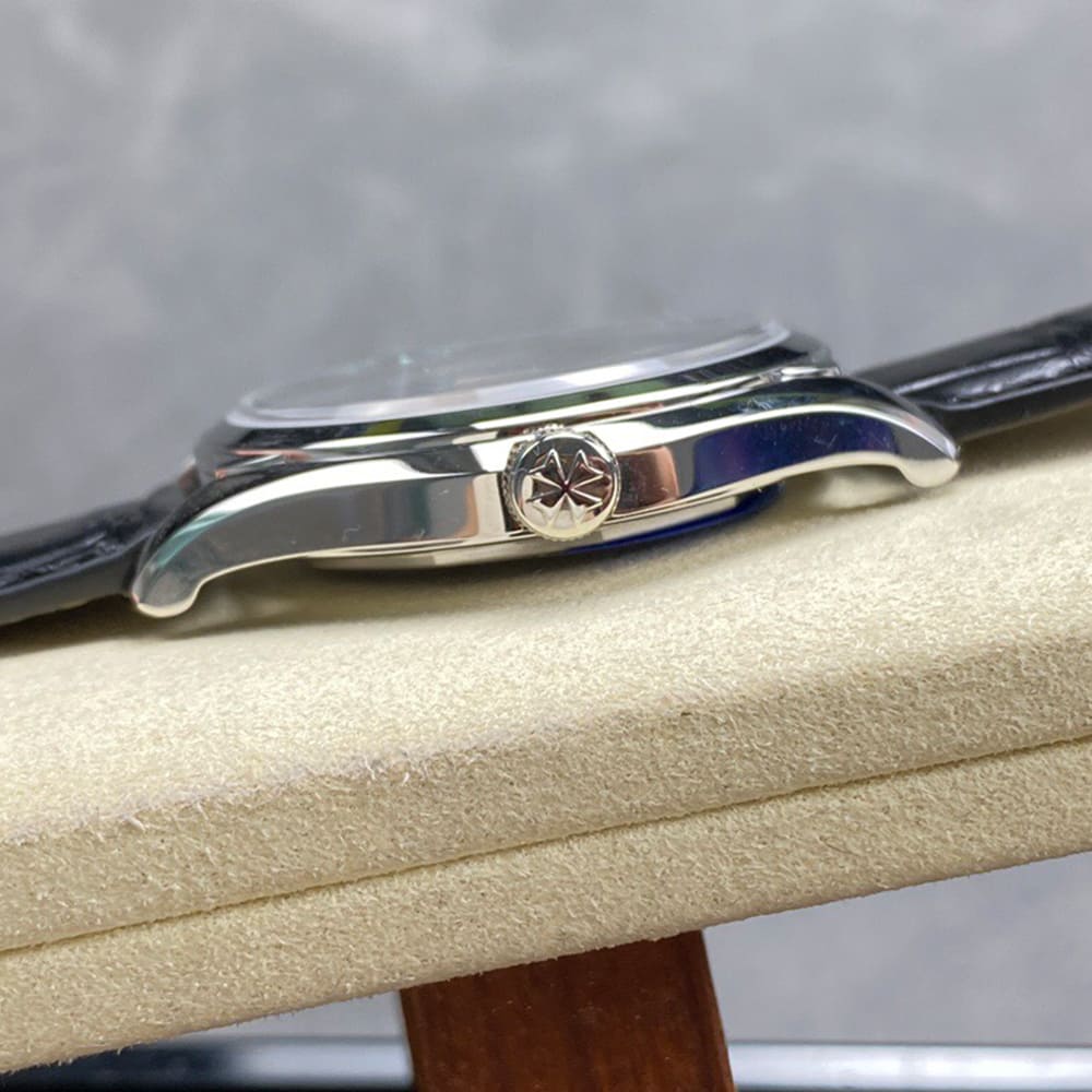 Vacheron C0nstan1n Fiftysix Self-winding