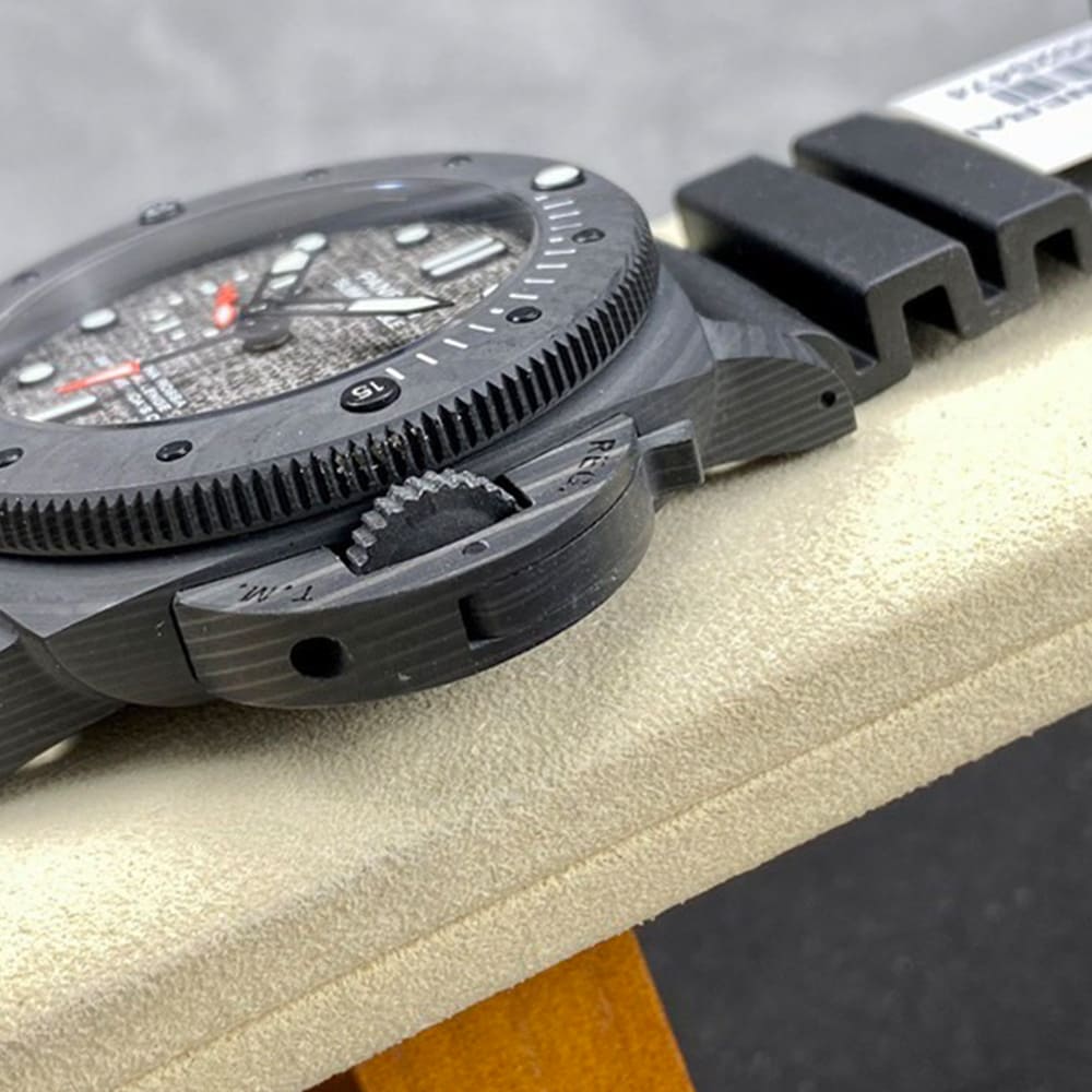 Pa*e*a1 Submersible Carbotech