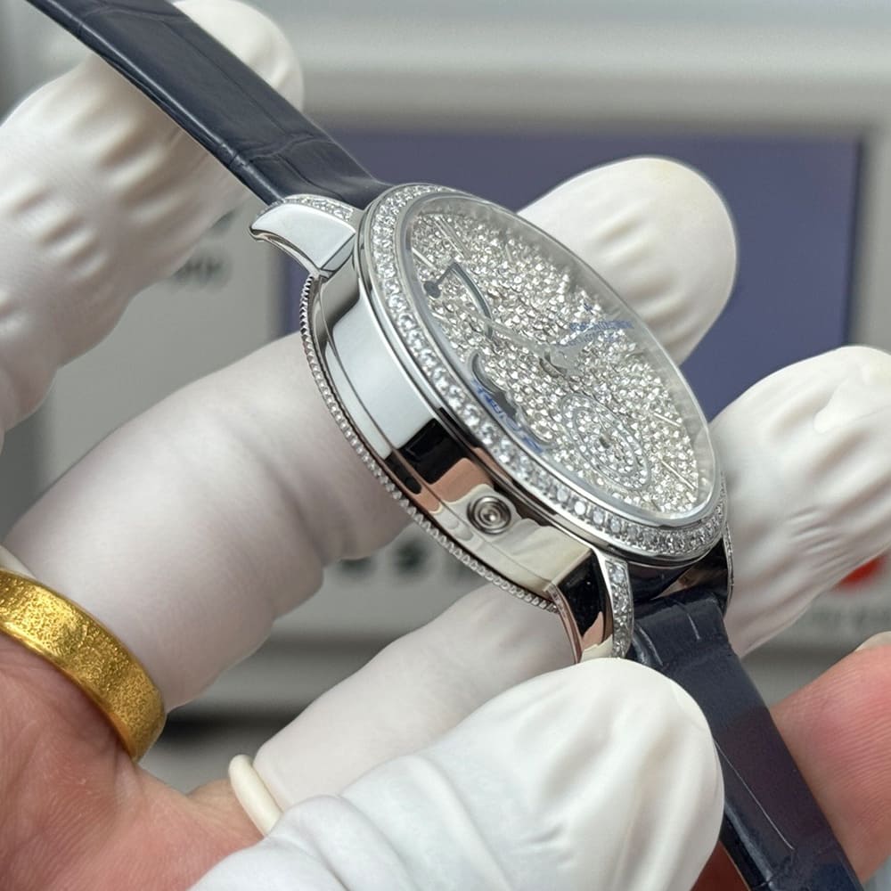 Vacheron C0nstan1n Traditionnelle Moon phase