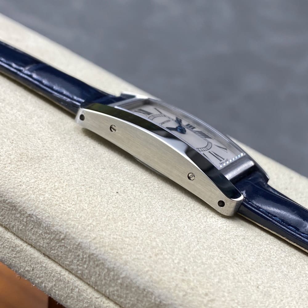 Ca*t1er Tank Americaine watch