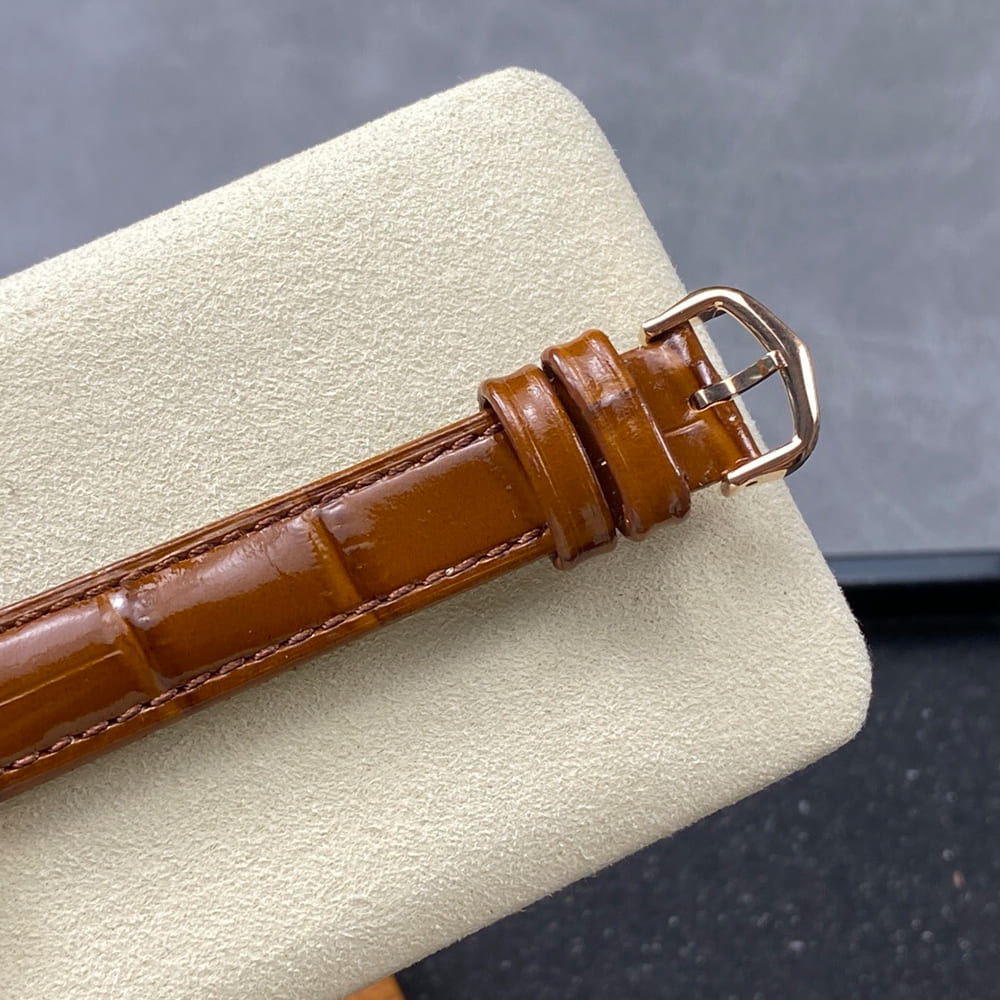 Ca*t1er Tank Americaine watch