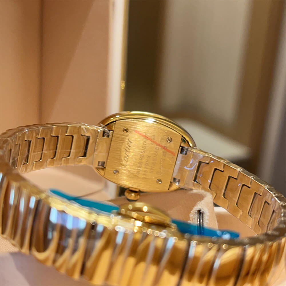 Ca*t1er Baignoire watch