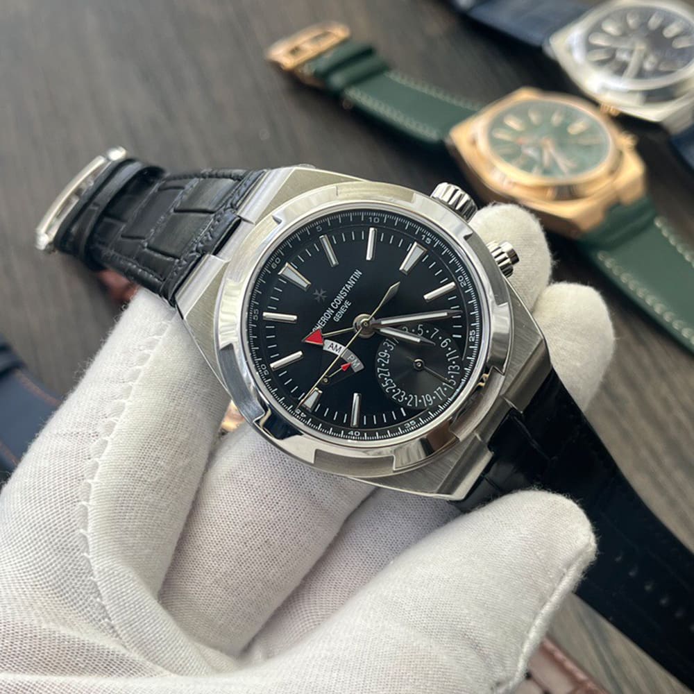 Vacheron C0nstan1n Overseas Dual Time