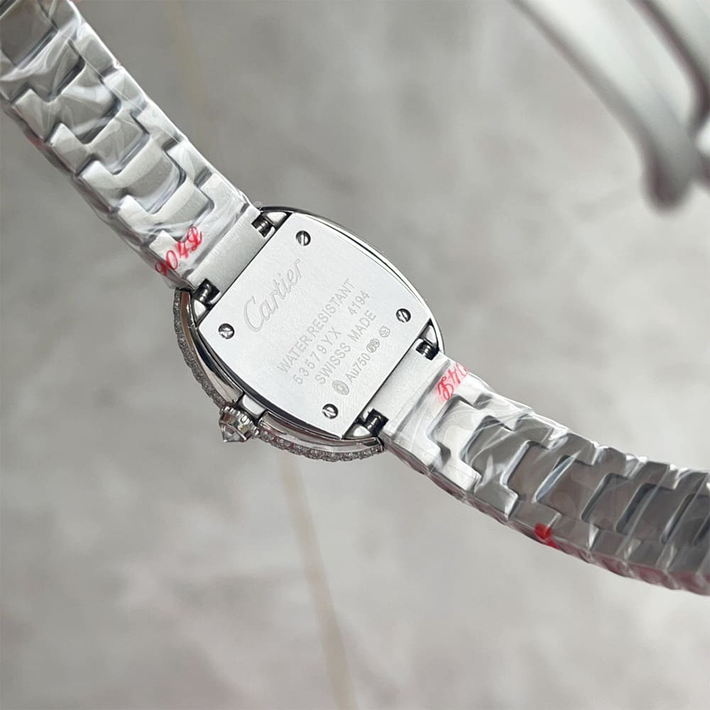 Ca*t1er Baignoire watch