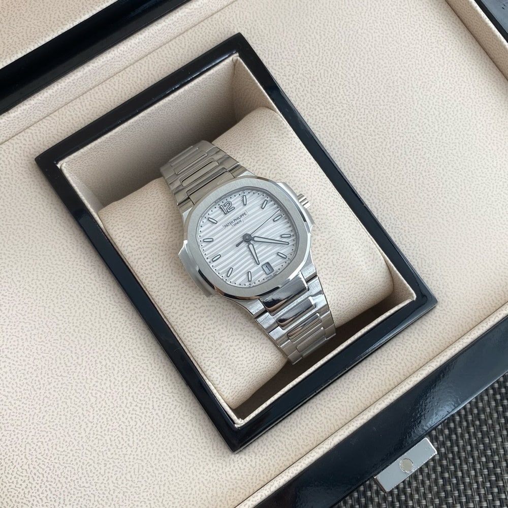 Pat*k Phi1i*pe Nautilus 7118