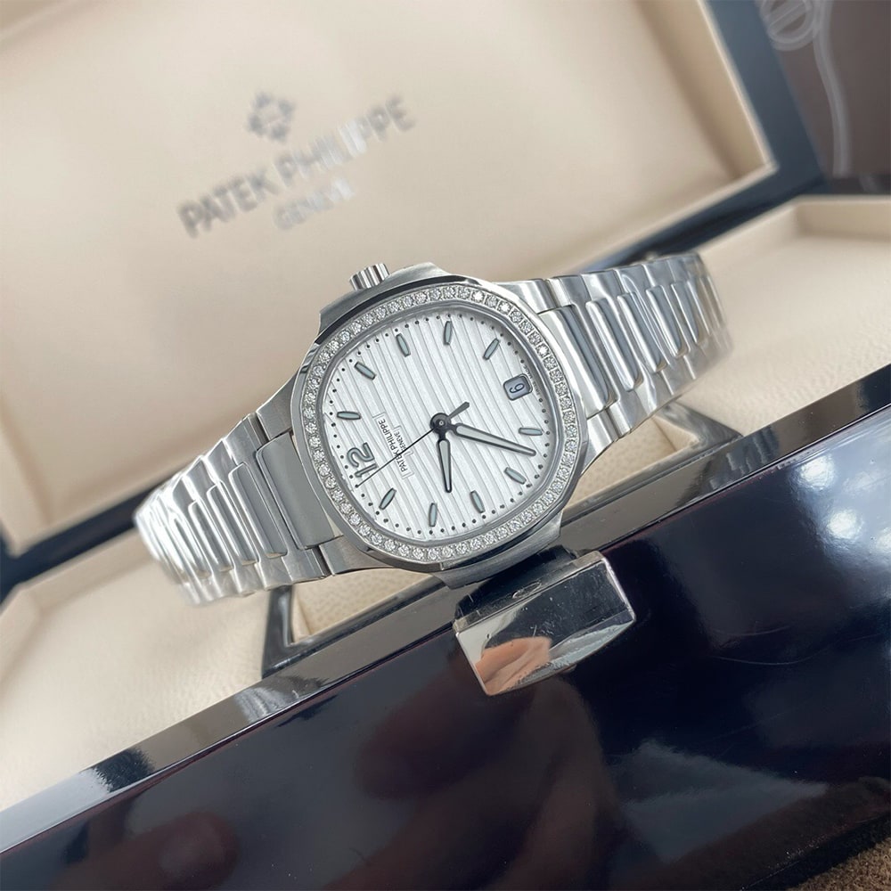 Pat*k Phi1i*pe Nautilus 7118