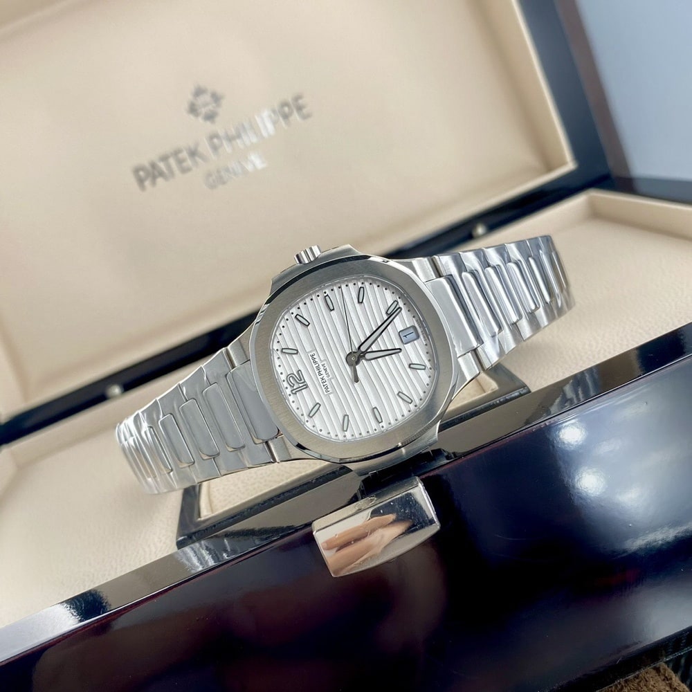 Pat*k Phi1i*pe Nautilus 7118