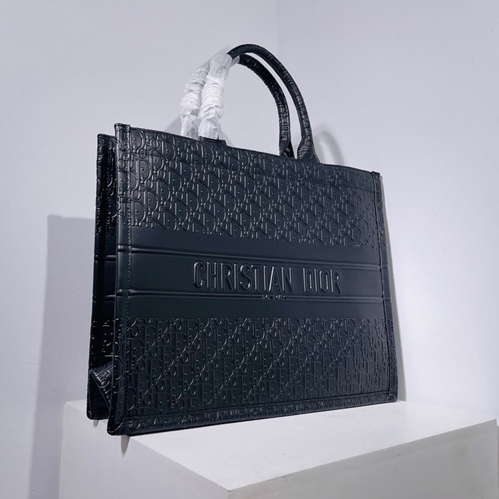 LARGE D10r BOOK TOTE