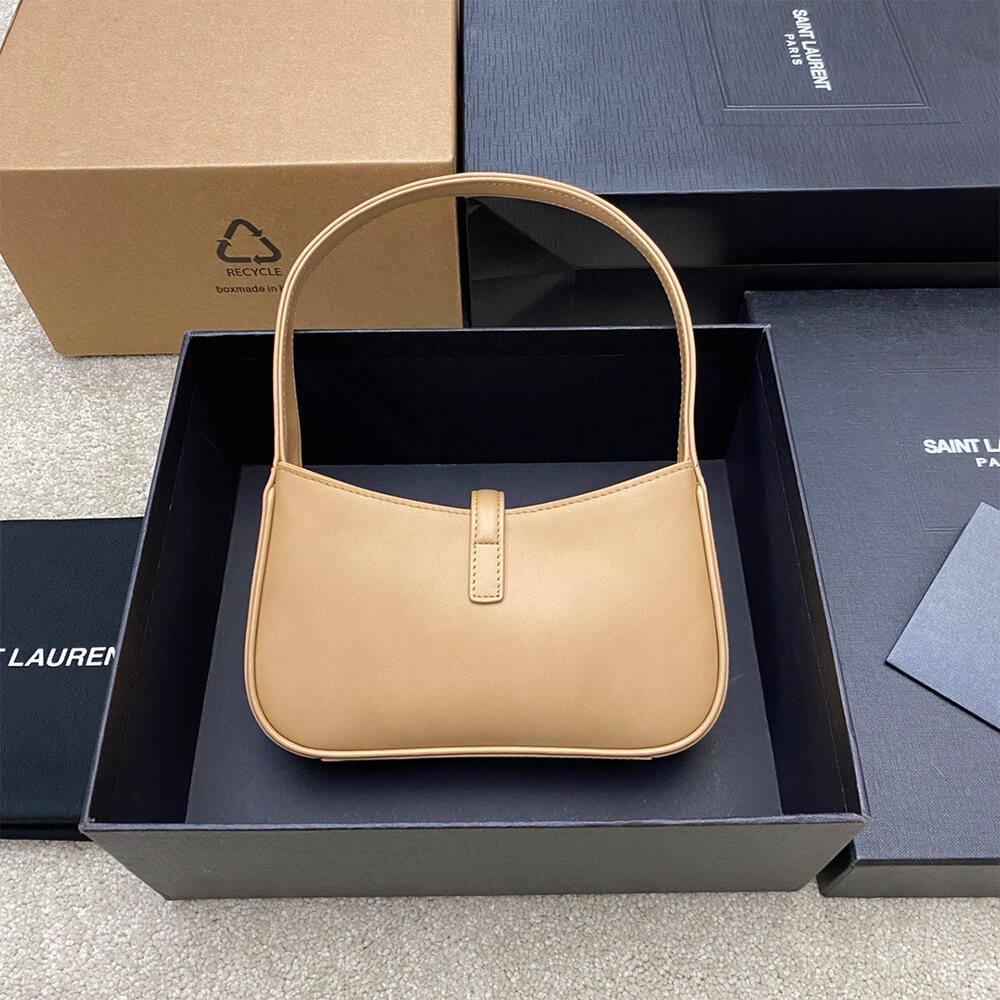 Y51  mini le 5 à 7 in smooth leather