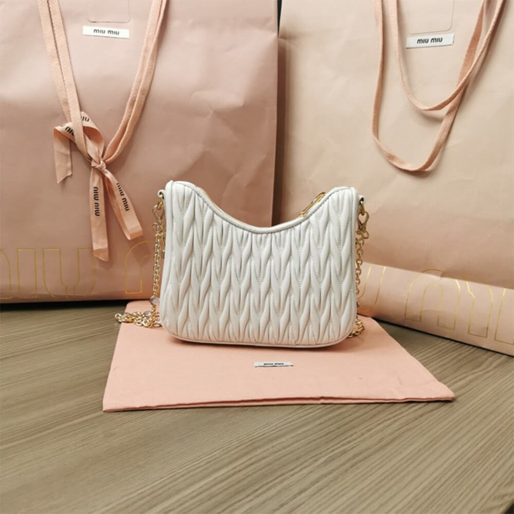 M1um1u  Matelasse nappa leather shoulder bag