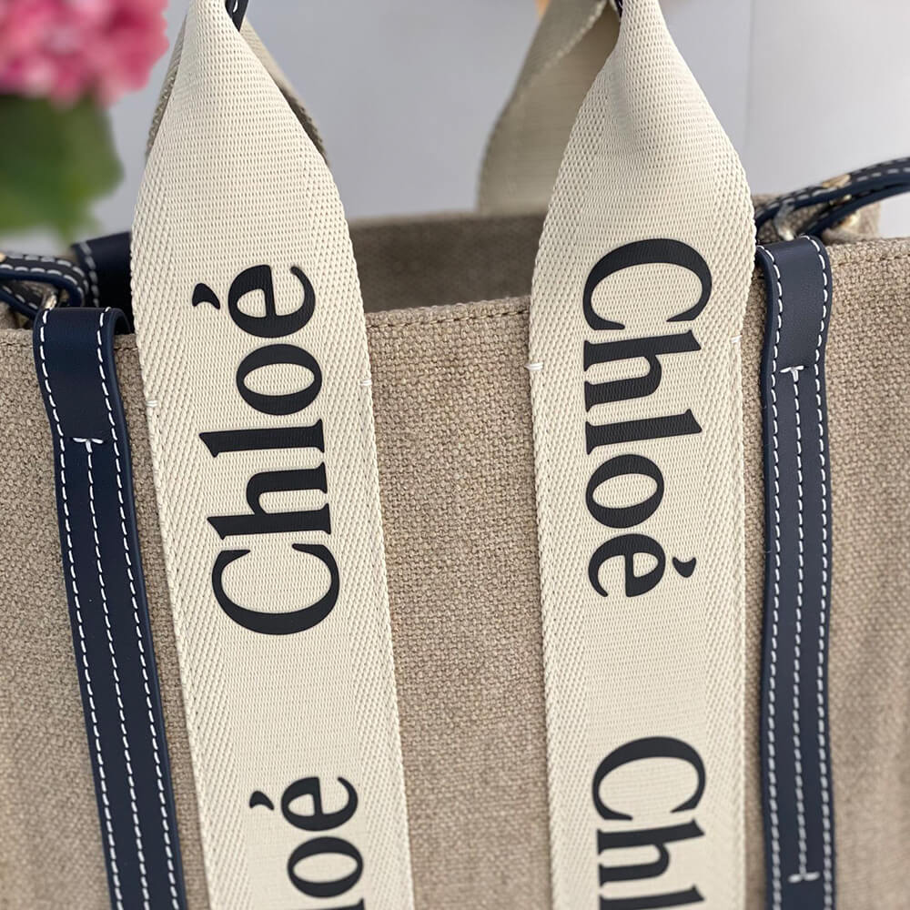 Chloe Small Woody tote bag in linen